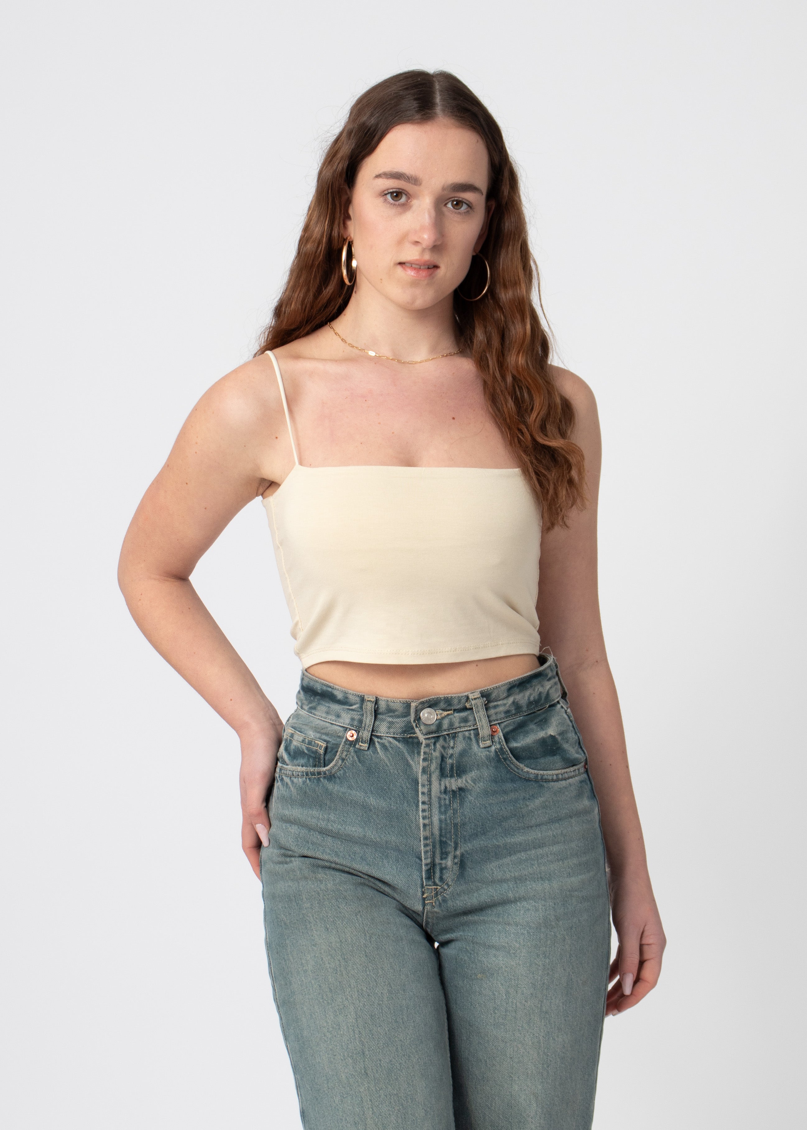 cropped top beige met spaghetti bandjes