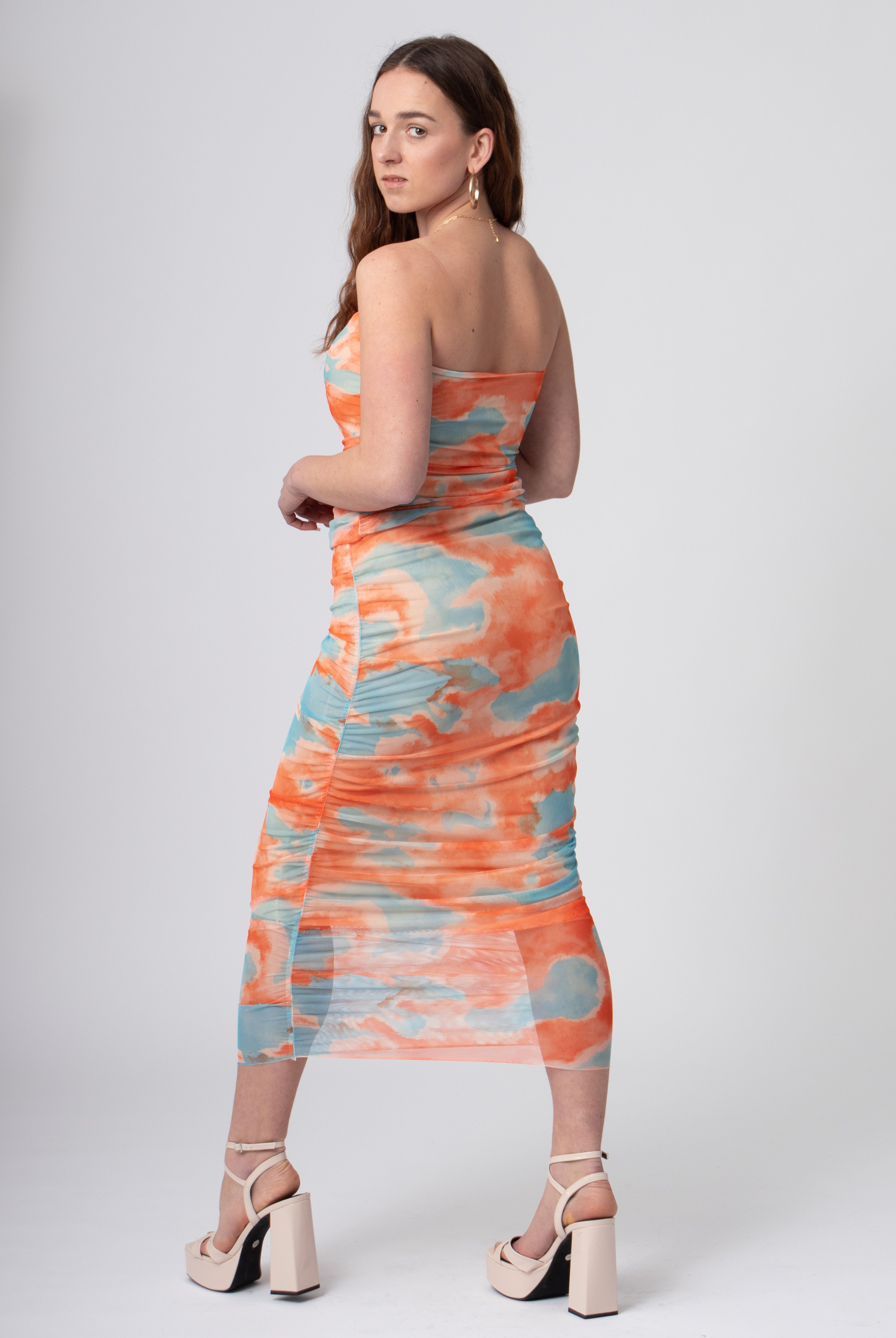 lange tie dye rok van geruched mesh blauw oranje
