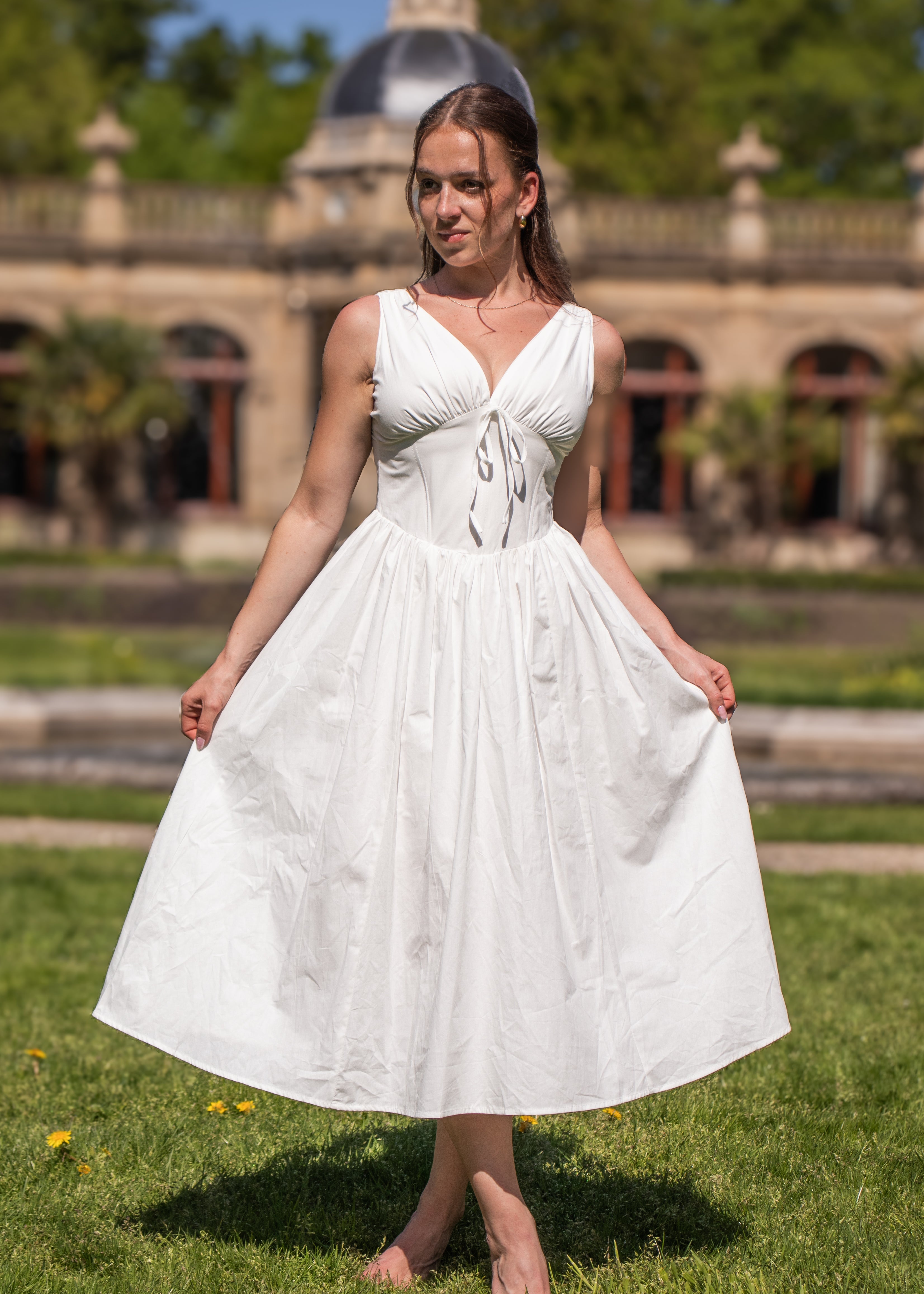 zomer midi jurk wit met corset lijfje en lage hals