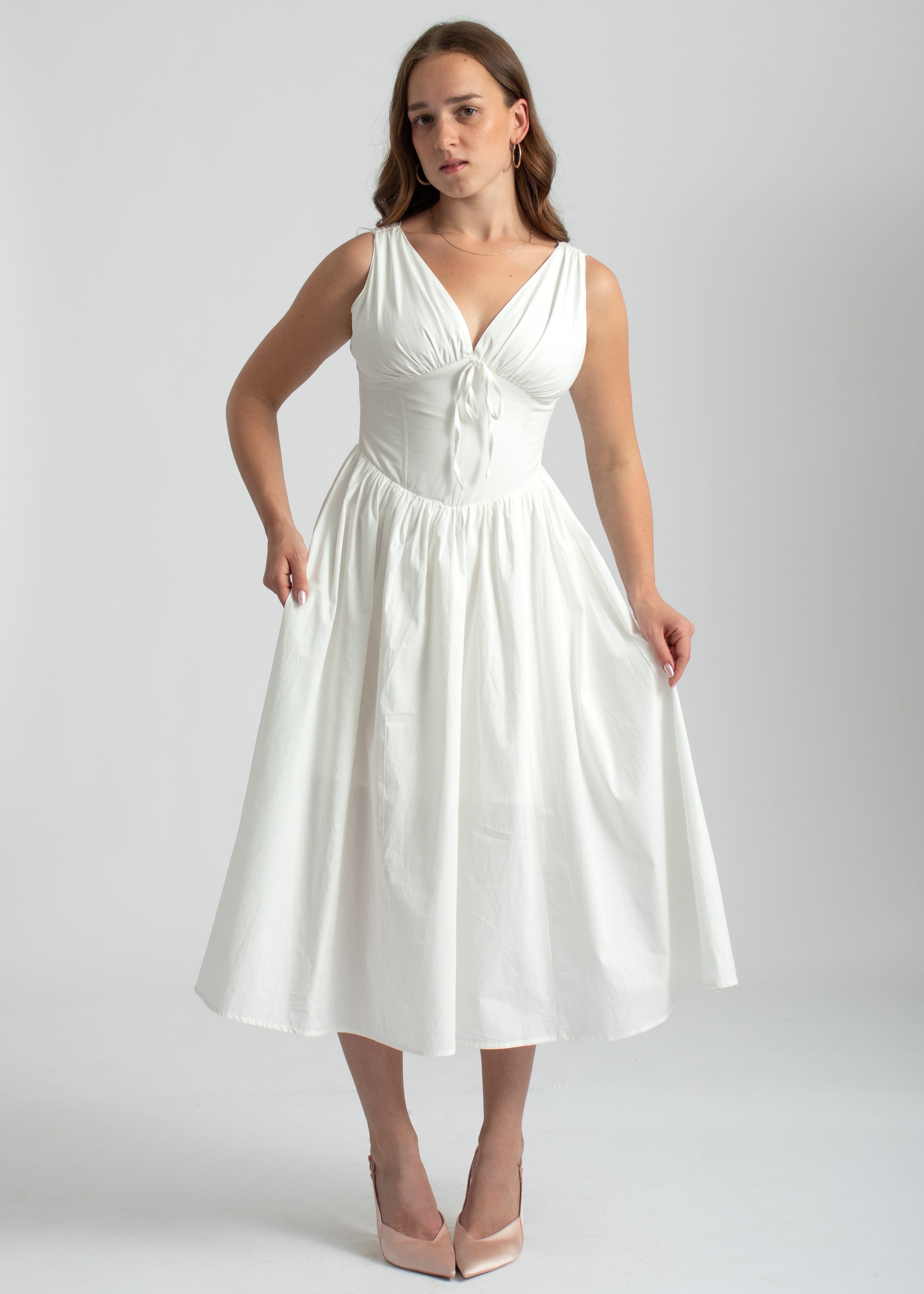 zomer midi jurk wit met corset lijfje en lage hals