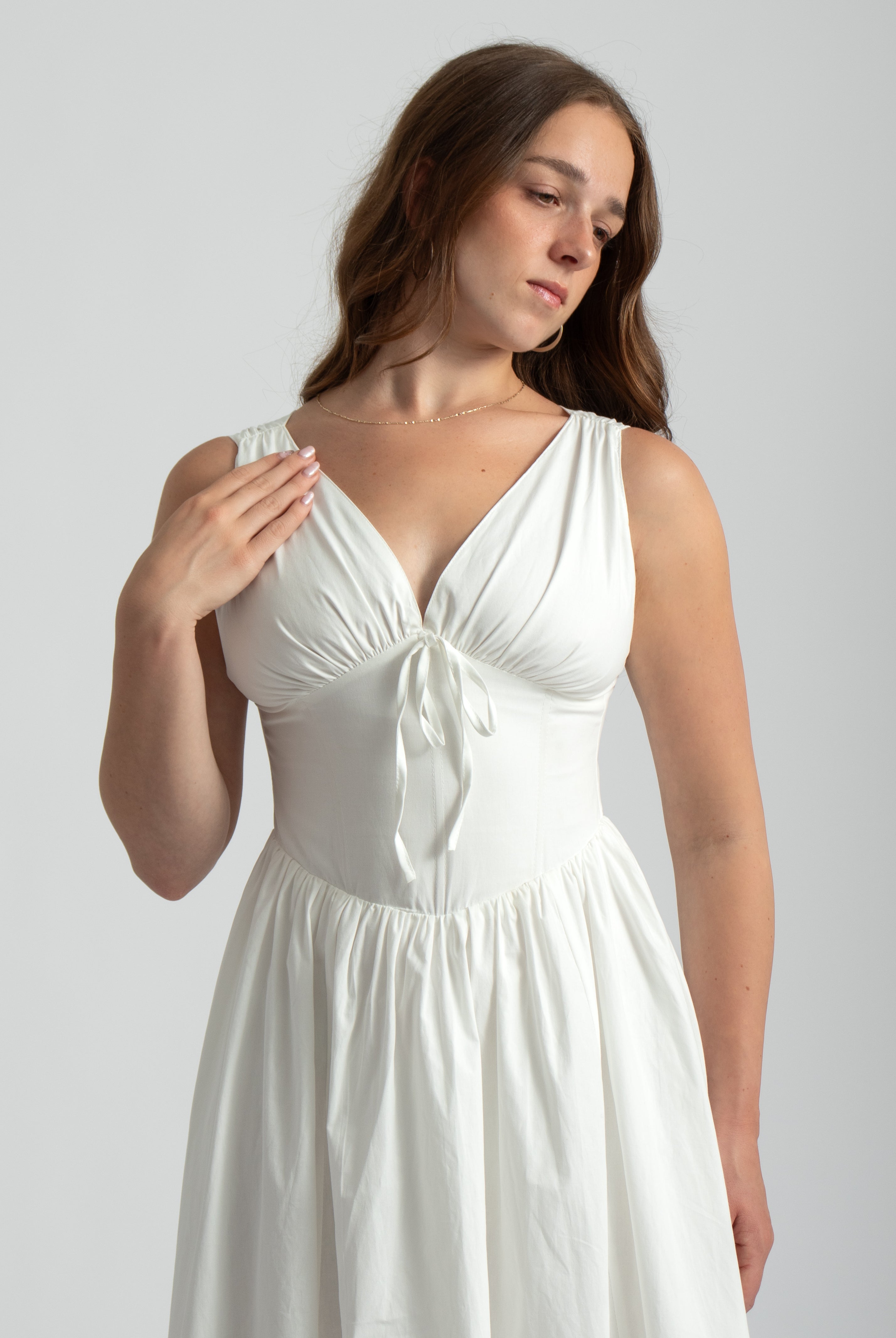 zomer midi jurk wit met corset lijfje en lage hals