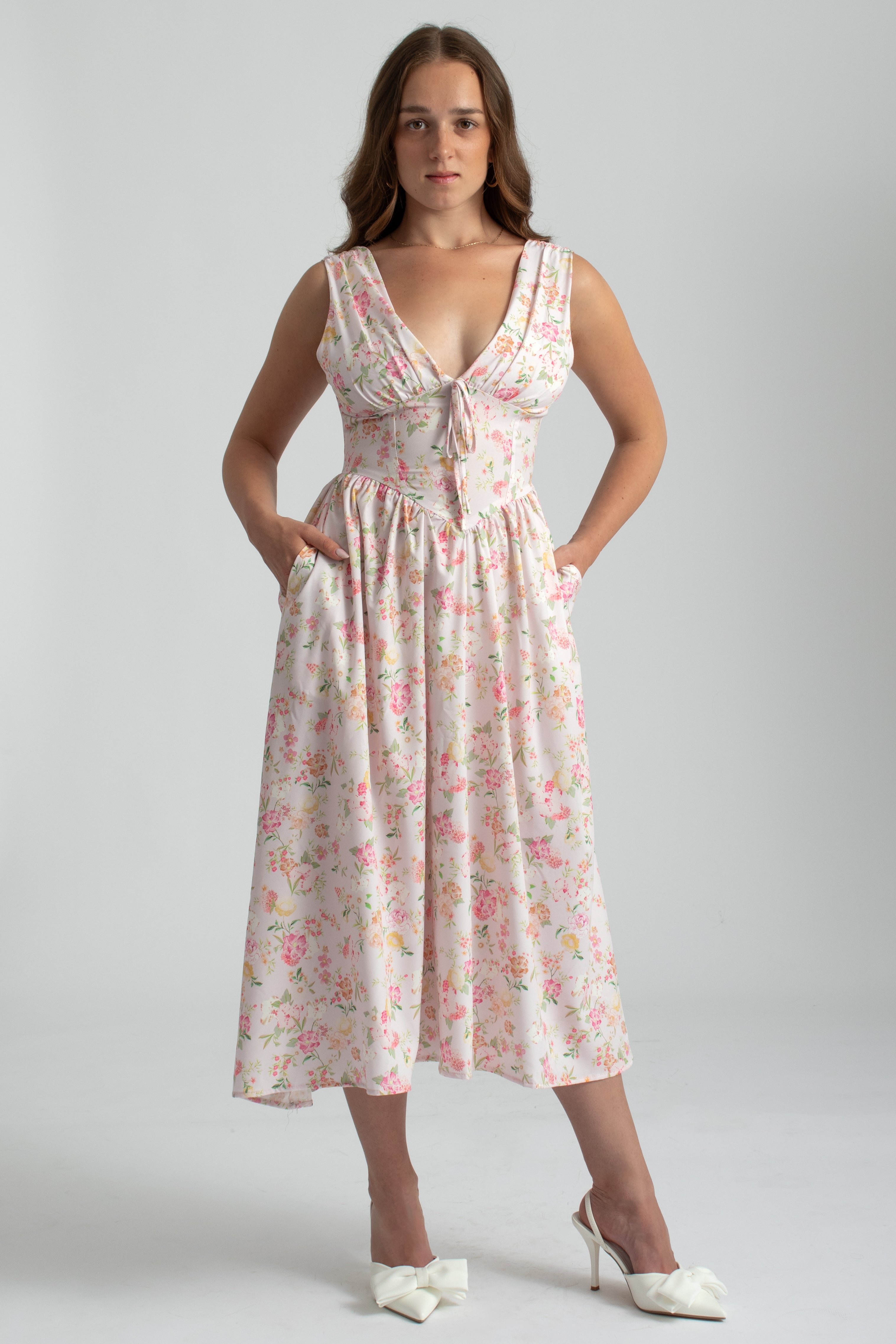 bloemenprint midi jurk roze lage hals met zakken