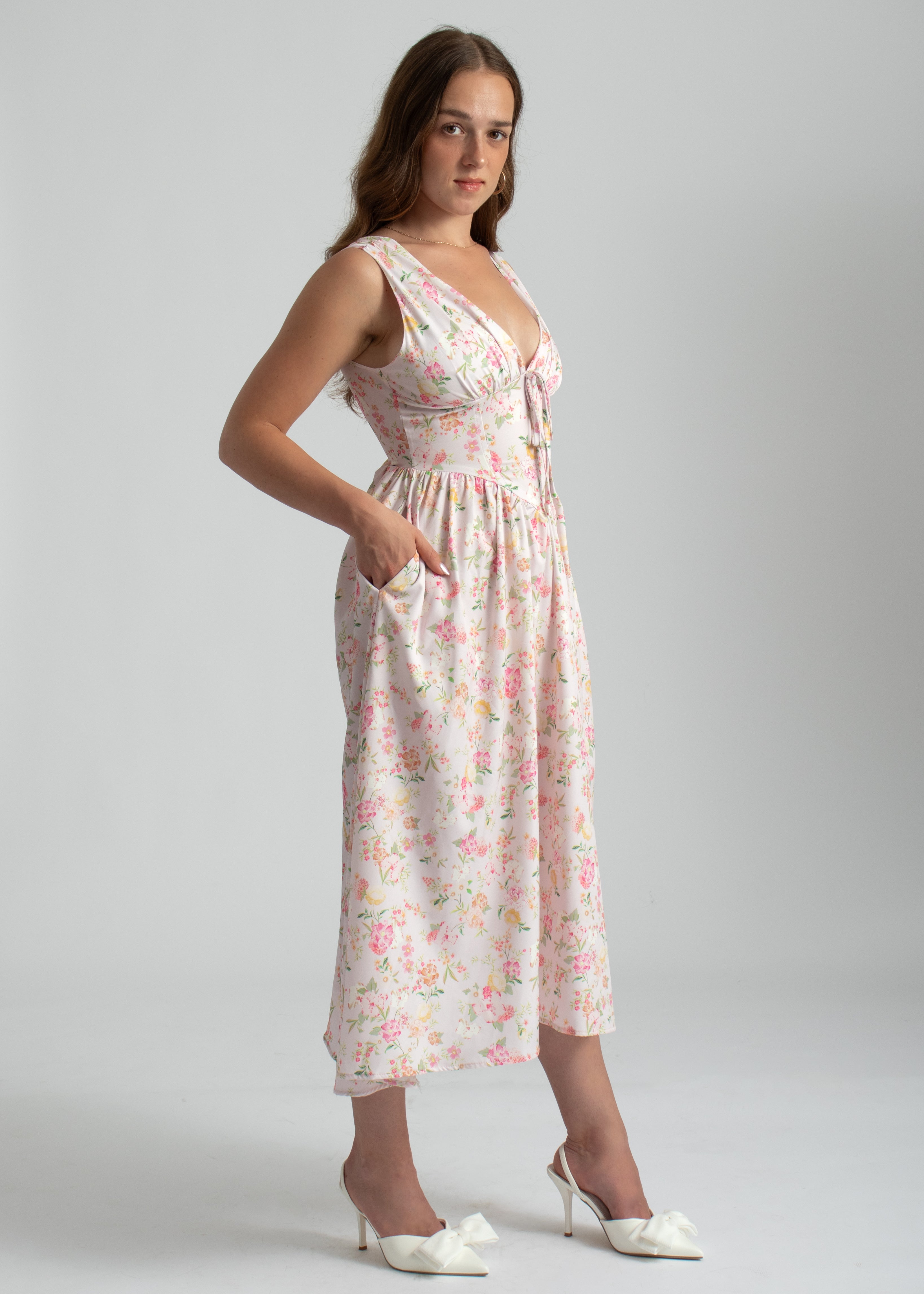 bloemenprint midi jurk roze lage hals met zakken