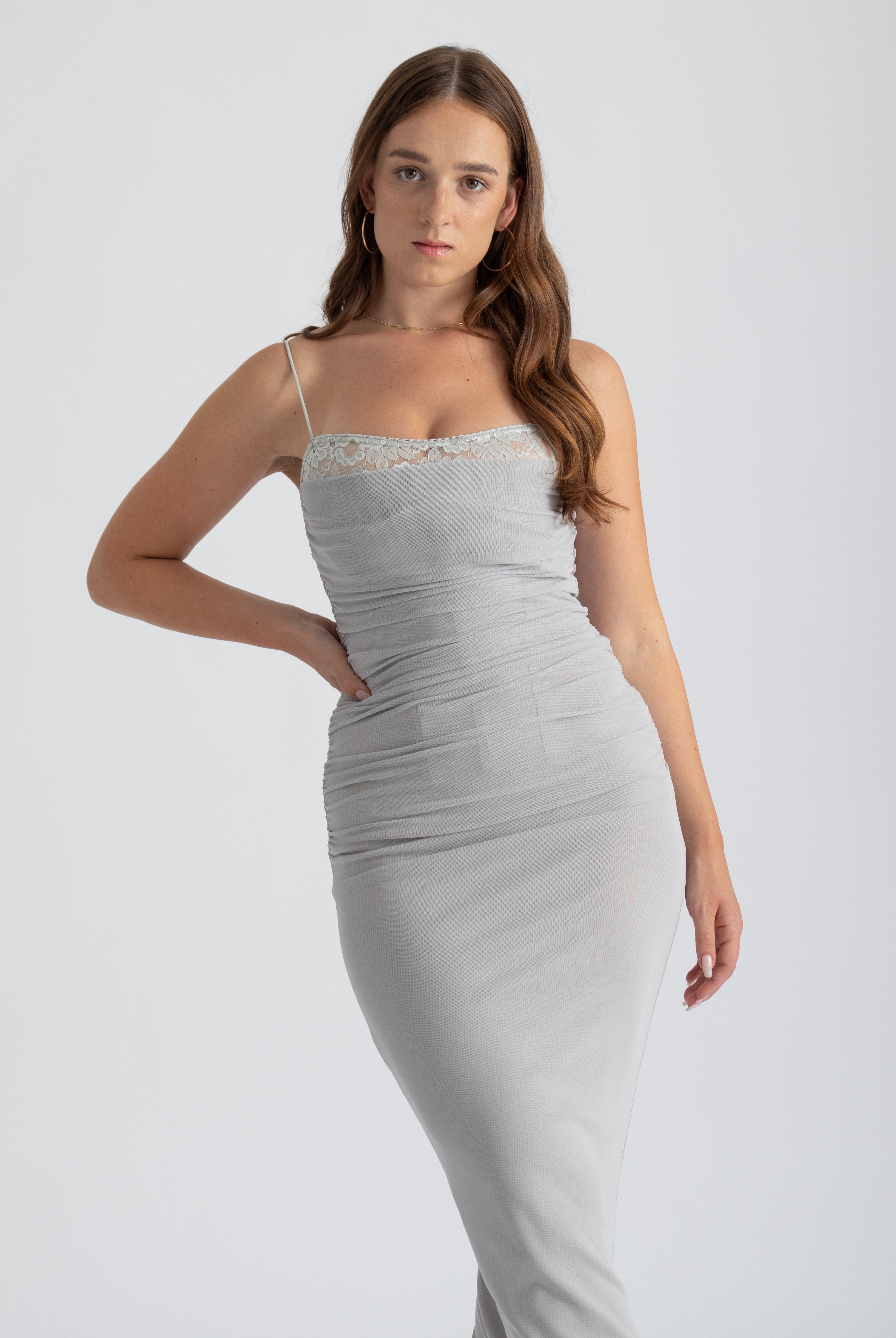 Grijze bodycon mesh maxi jurk