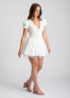 corset mini zomer jurk wit met mouwen en v-hals