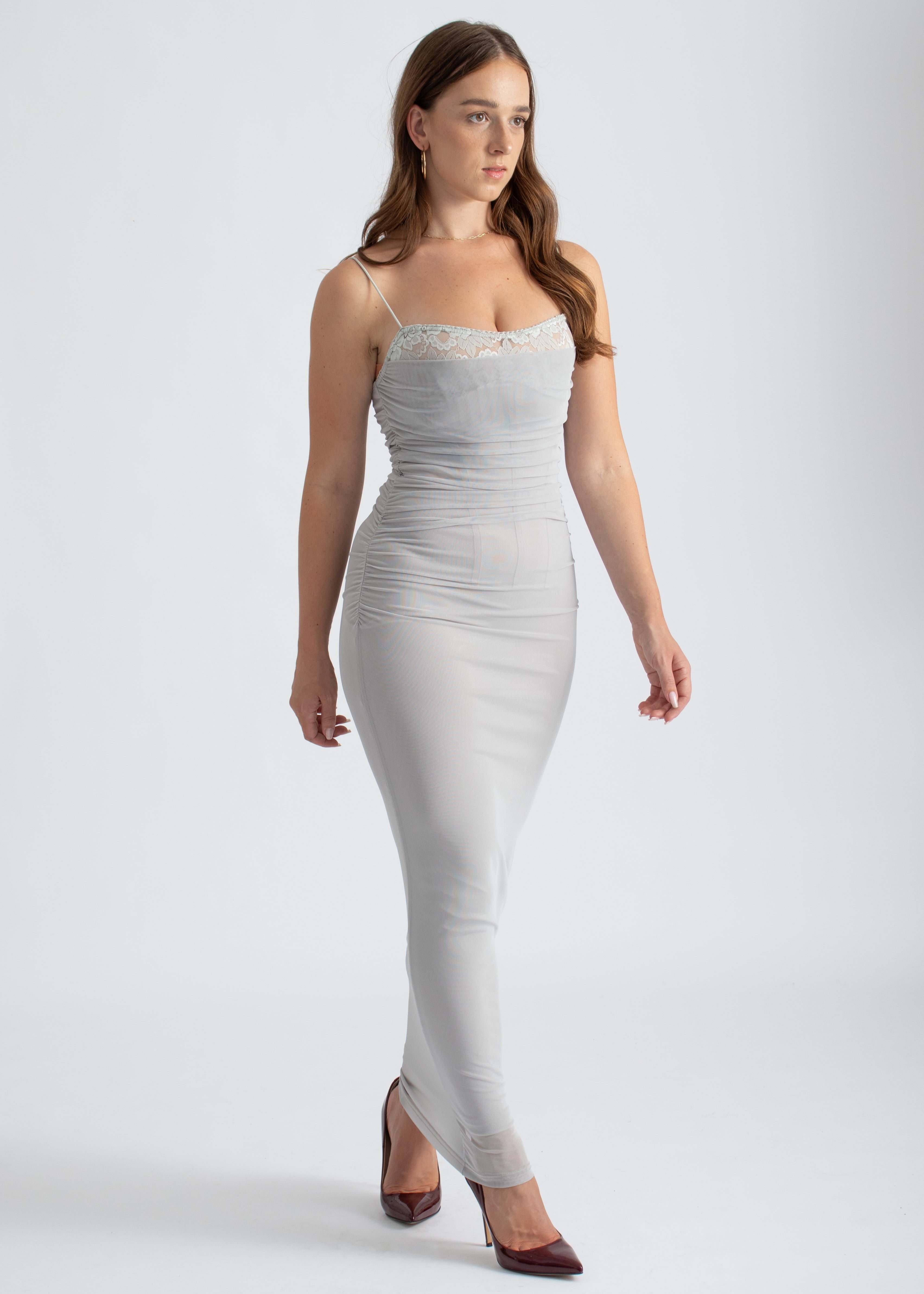 Grijze bodycon mesh maxi jurk